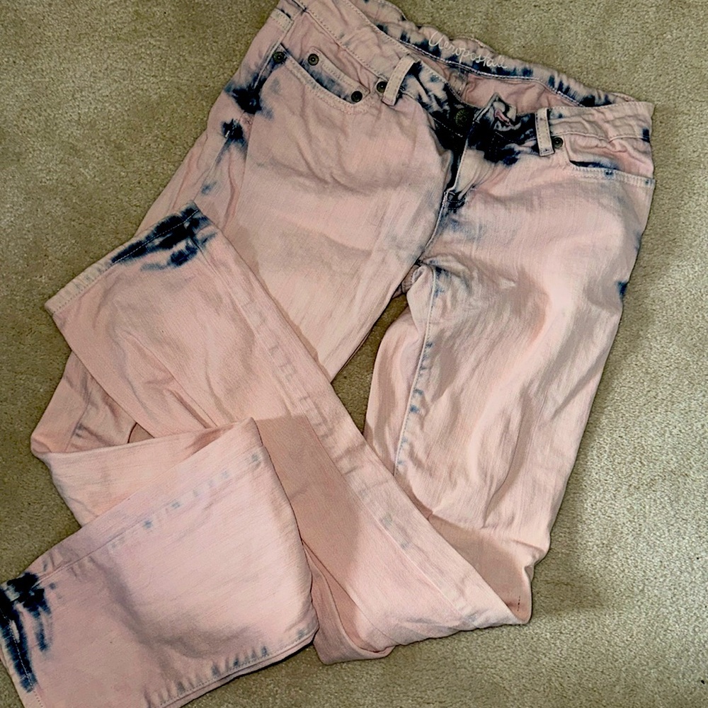 Like new Aeropostale Bayla Skinny Low Rise Jeans Acid Wash Light Pink